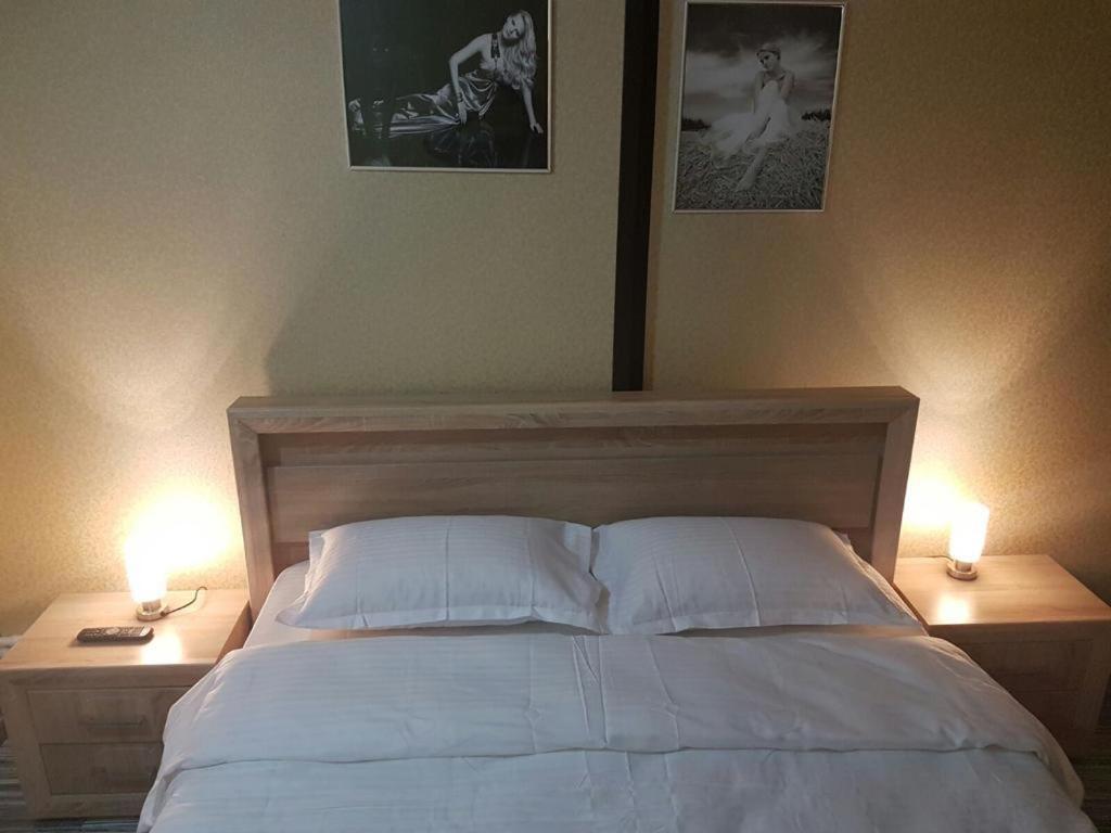 Rez Suites Iasi Eksteriør bilde