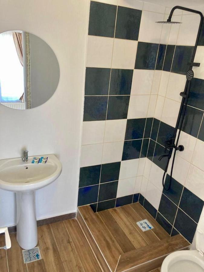 Rez Suites Iasi Eksteriør bilde