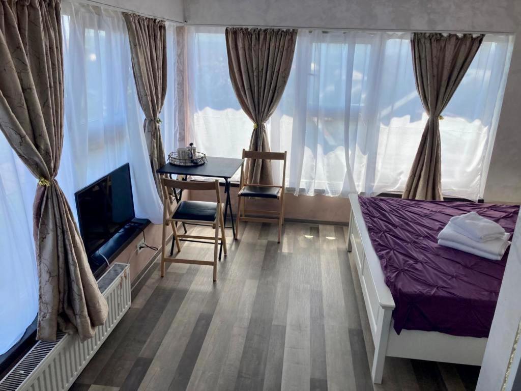 Rez Suites Iasi Eksteriør bilde